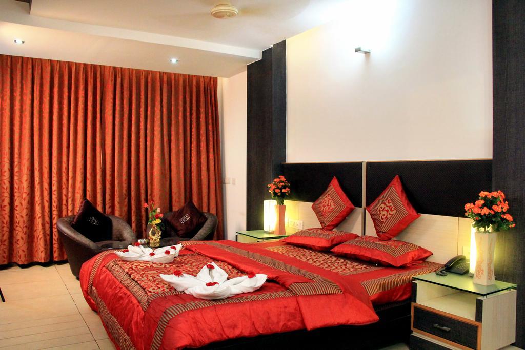 Hotel Sun Park Пондичерри Номер фото