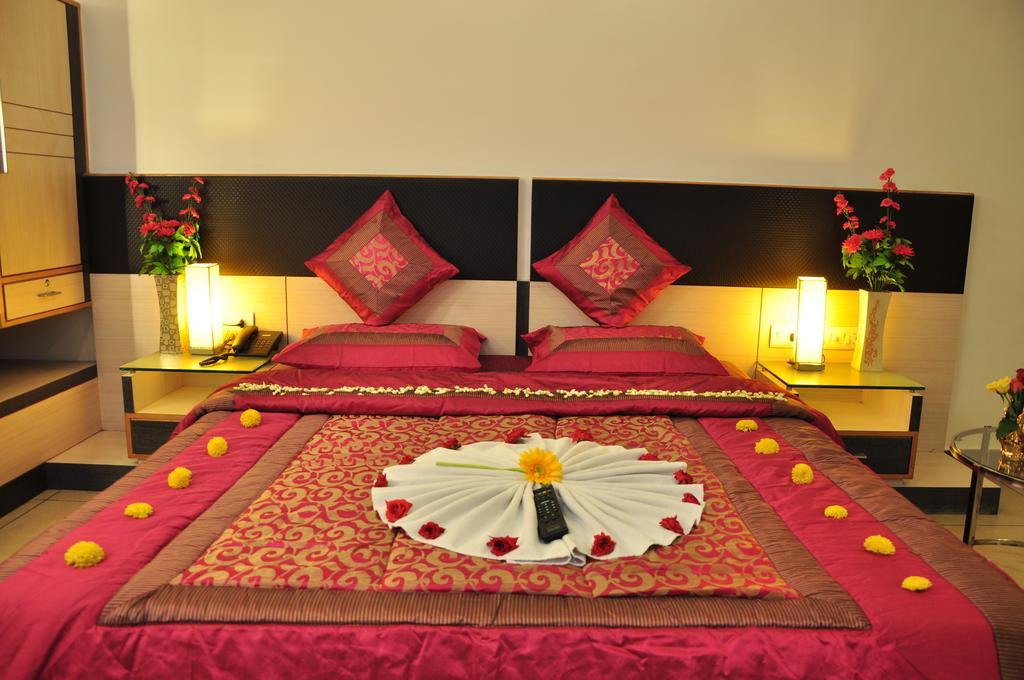 Hotel Sun Park Пондичерри Номер фото