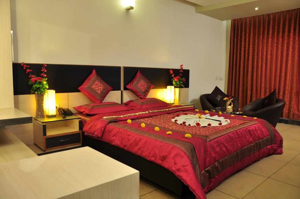 Hotel Sun Park Пондичерри Номер фото