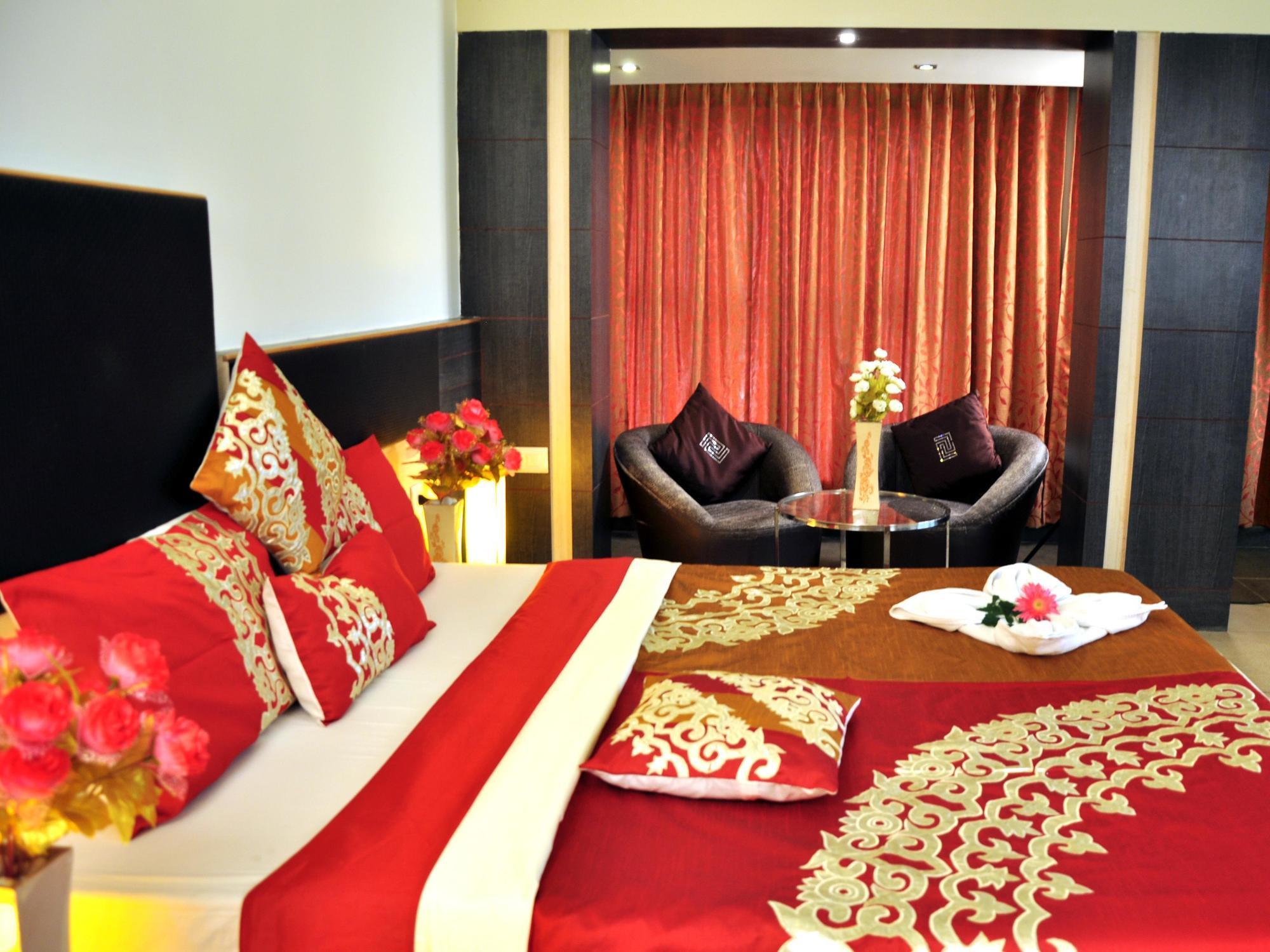 Hotel Sun Park Пондичерри Экстерьер фото