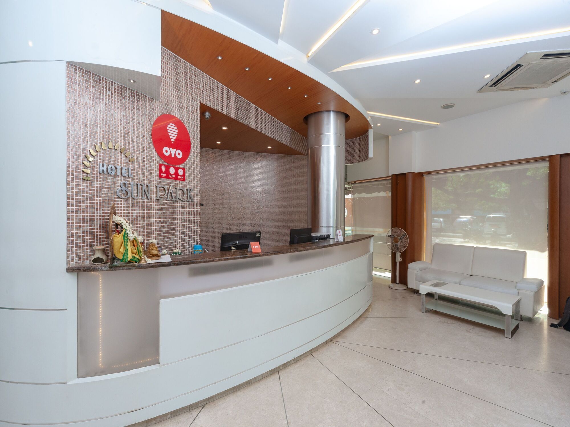 Hotel Sun Park Пондичерри Экстерьер фото