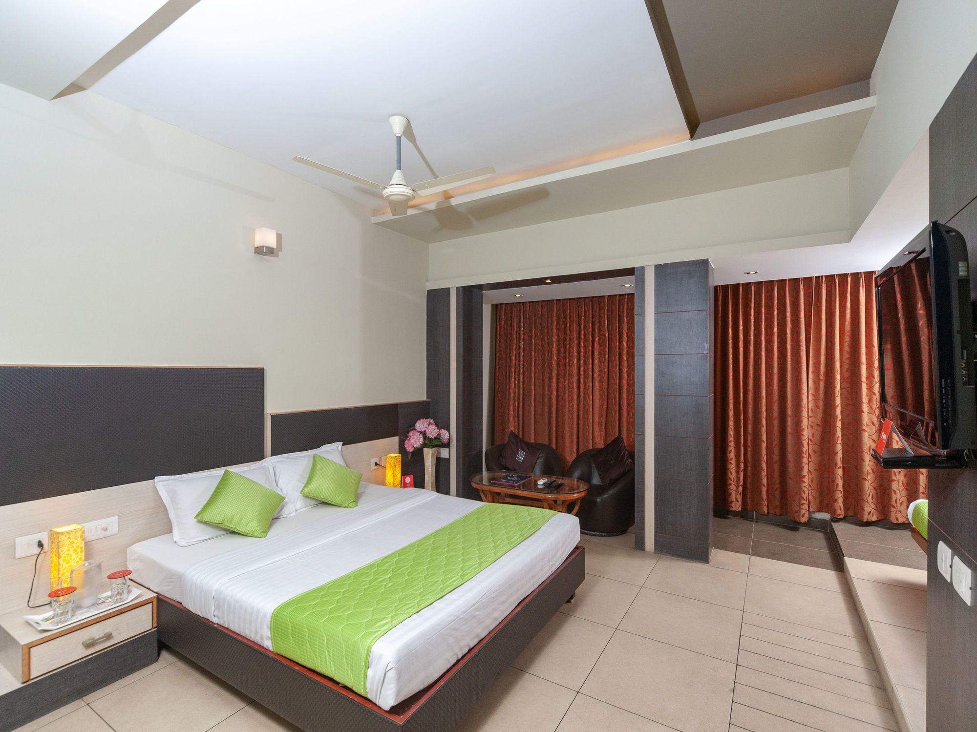 Hotel Sun Park Пондичерри Экстерьер фото